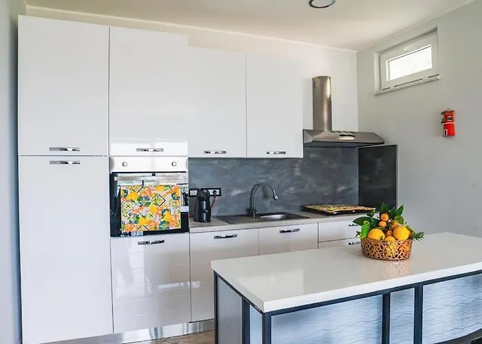 Ambra Sicilia 펜션 *